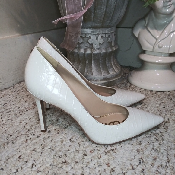 Sam Edelman Shoes - Sam Edelman Hazel Sexy White Croc Embossel Leather Pointed Toe Pumps